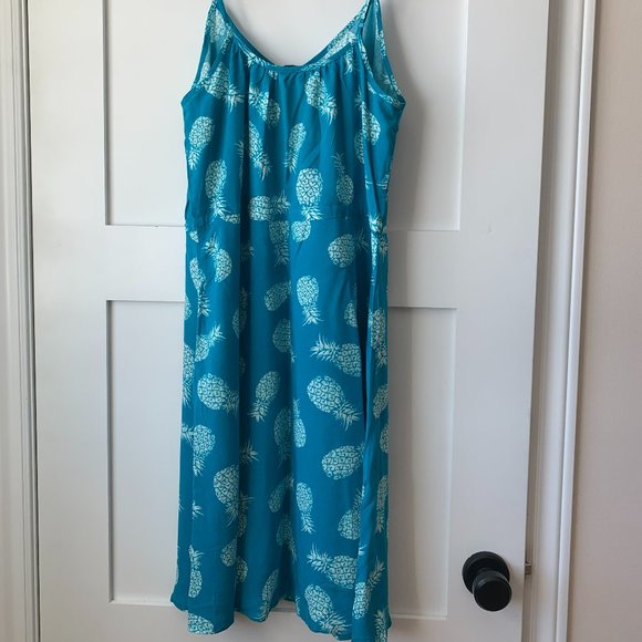 NWT Two Women's Sun Dresses - Picture 4 of 7
